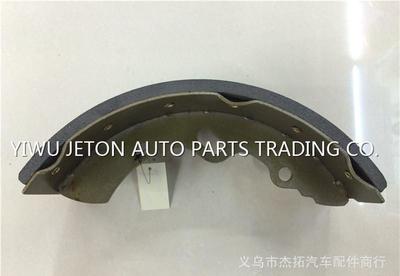 三菱FUSO CANTER剎車蹄MC889515 M 性能特點(diǎn)與選購(gòu)指南